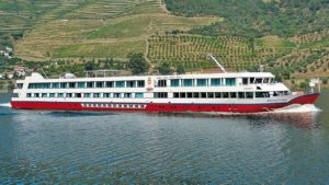 Mehr über den Artikel erfahren Nicko Cruises: Mit Georges Simenon auf Flusskreuzfahrt