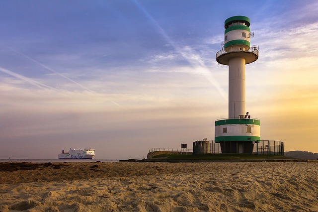 Read more about the article Port of Kiel stellt LED-Fassade der Landstromanlage am Ostseekai vor