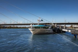 Read more about the article VIVA Cruises startet Zusammenarbeit mit vroom rental – Individuelle Mobilität für den idealen Landausflug bei Flussreisen
