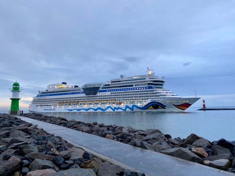 You are currently viewing AIDAmar startet in Kreuzfahrtsaison in Warnemünde