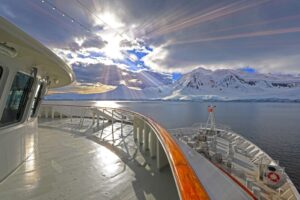 Read more about the article Kleinstes Kreuzfahrtschiff Deutschlands nimmt Kurs auf die Antarktis